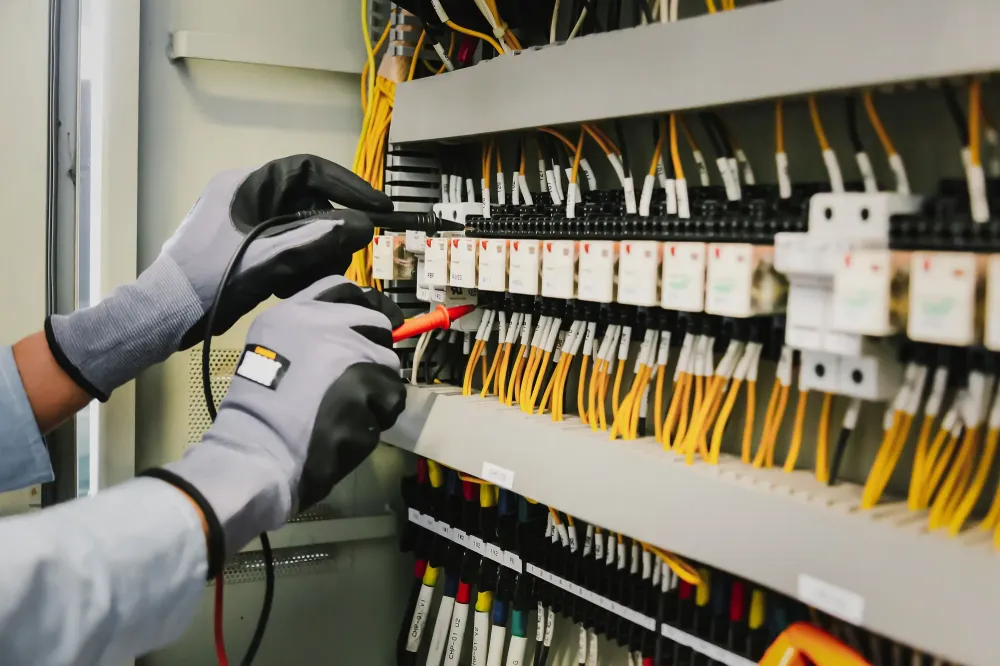 Électricien à Bollène